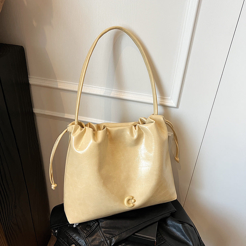 Cross-border textured bucket bag wholesale 2025 new trendy high-end niche women's bag versatile single shoulder messenger tote bag