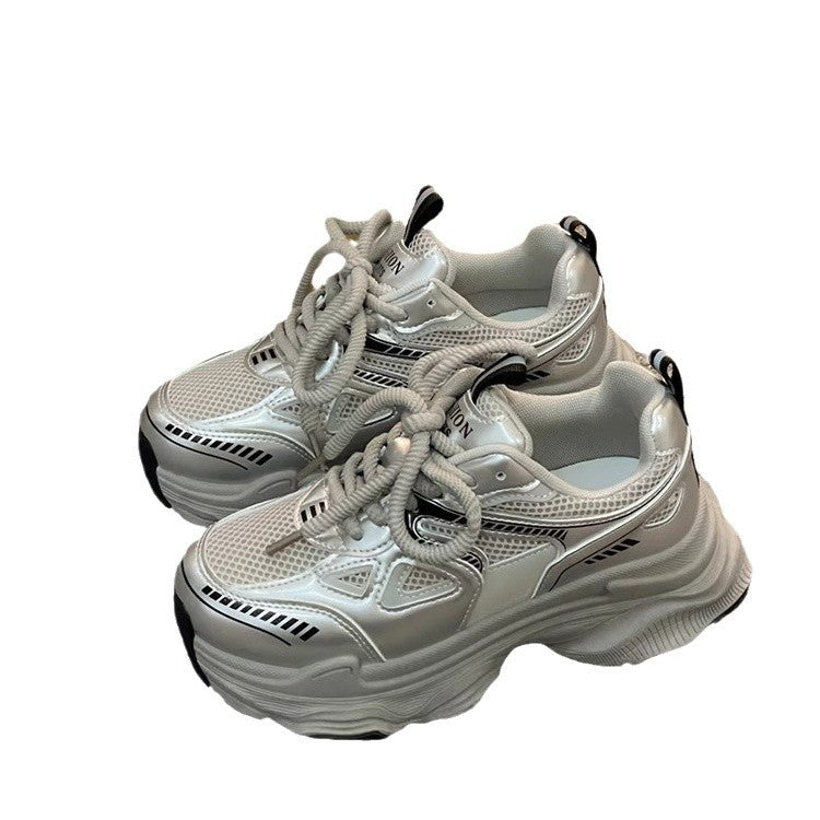 Black chunky platform sneakers for women, autumn/winter 2026 new collection, petite height increasing casual athletic shoes, soft sole fleece-lined women's footwear