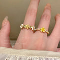 Daisy pearl ring for women, 2026 new arrival, unique design, exquisite index finger ring, light luxury, high-end, trendy ring