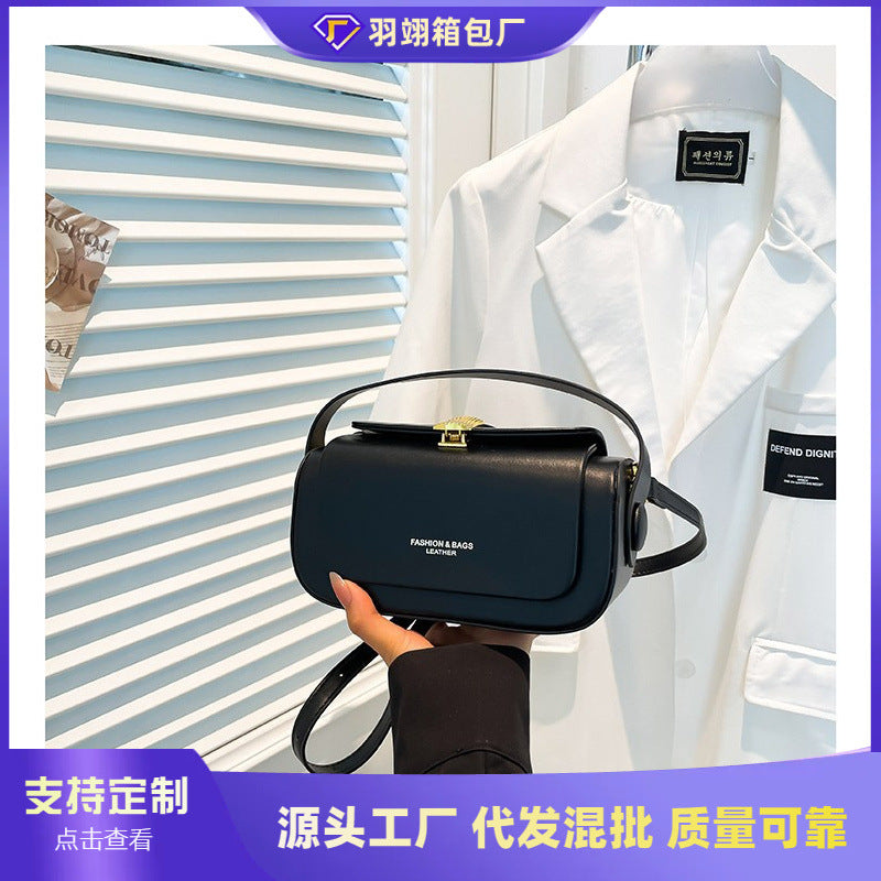 Cross-border high-end light luxury retro bag women's 2025 new niche contrasting color shoulder messenger bag commuter small square bag