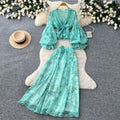 French romantic floral print two-piece set for women - autumn collection, high-end v-neck, cinched waist, mesh midi skirt outfit