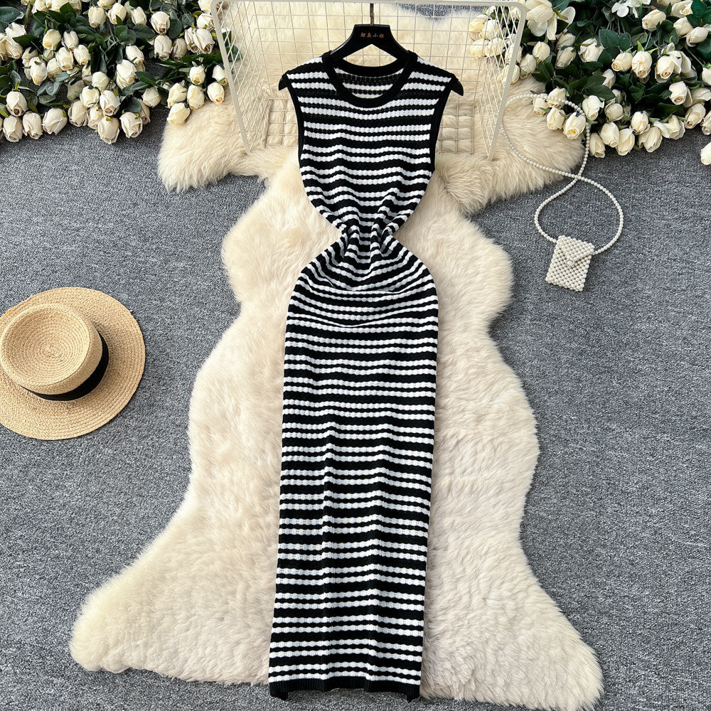 Korean style striped v-neck sleeveless knit dress - women's  summer new arrival - slim fit, waist-defining, slimming, commute-ready maxi dress