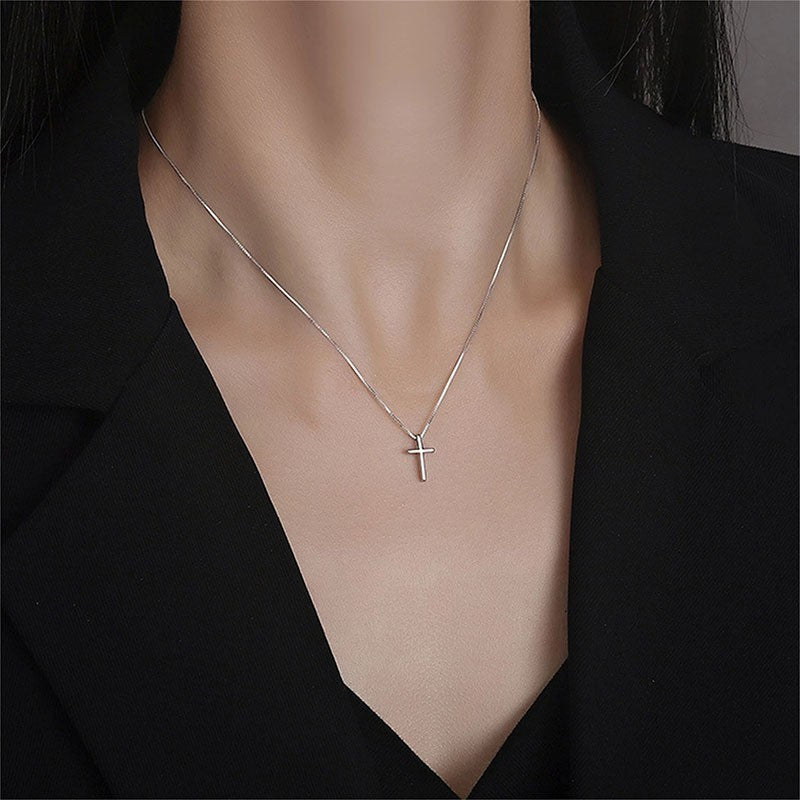 Cross necklace for women casualniche stylesense of designk-style geometric clavicle chain 2024 new winter chain
