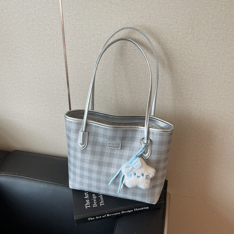 Cross-border 2025 New Fashion Versatile Shoulder Bag Premium Niche Design Casual Simple Large Capacity Tote Bag