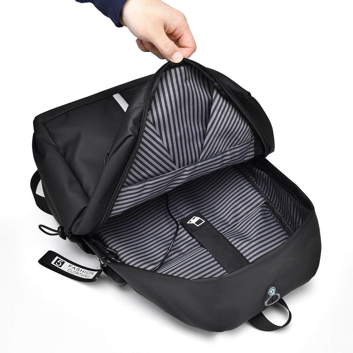 Cross-border new large-capacity lightweight travel backpack casual versatile student schoolbag fashionable simple trend backpack