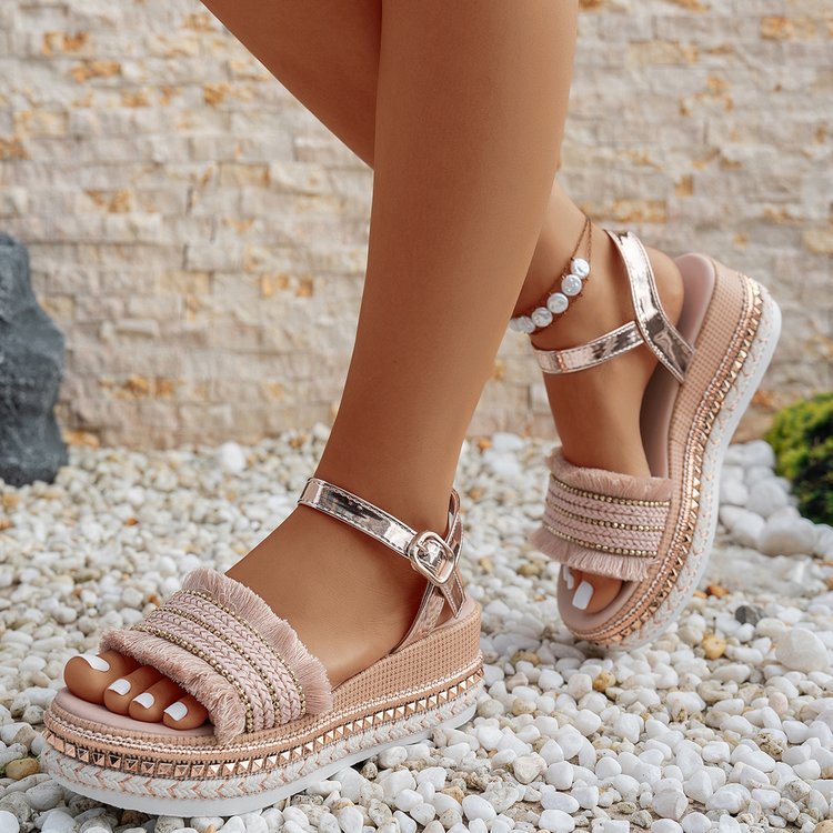 European and american cross-border trade women's sandals - single strap, plus size, buckle closure,  new thick sole wholesale, plus size available