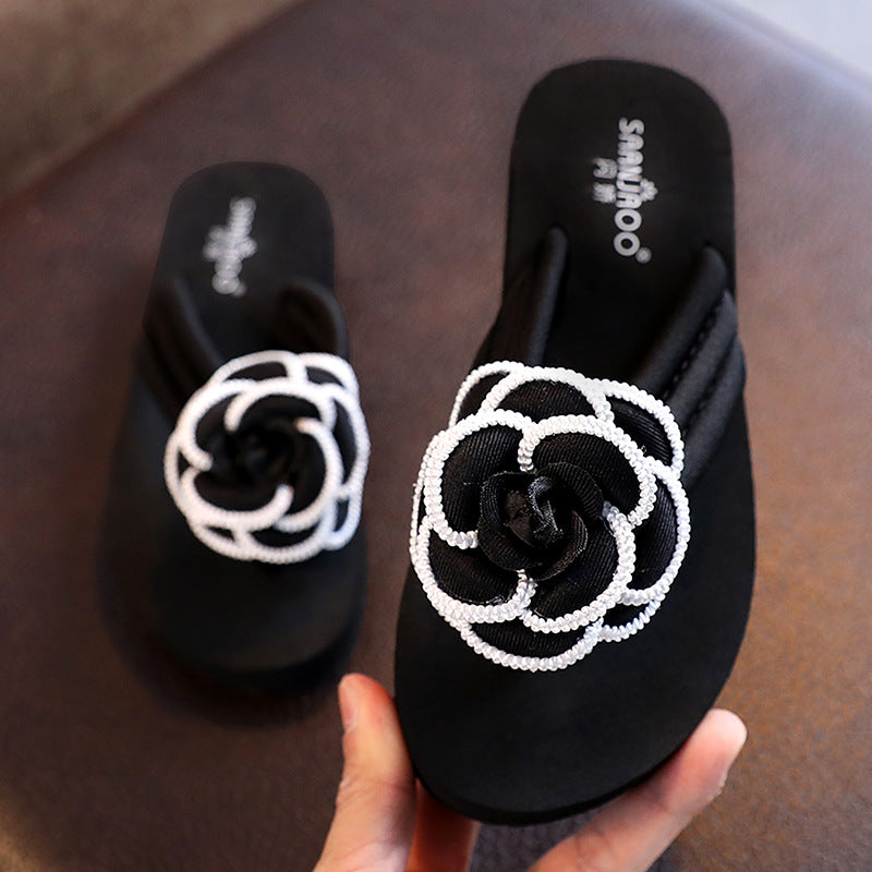 Summer outdoor anti-slip parent-child flip-flops: girls' sandals with floral design, stylish mother-daughter flip-flops for toddlers