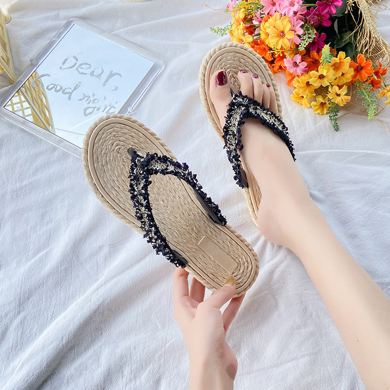 Women's flat slippers - korean style fashion flip-flops - summer sandals - new comfortable soft sole thong beach slippers