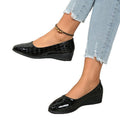 spring/autumn new arrivals: plus-size chunky sole women's flats for cross-border e-commerce. sizes 35-43 available. wholesale options available. dropshipping to  and