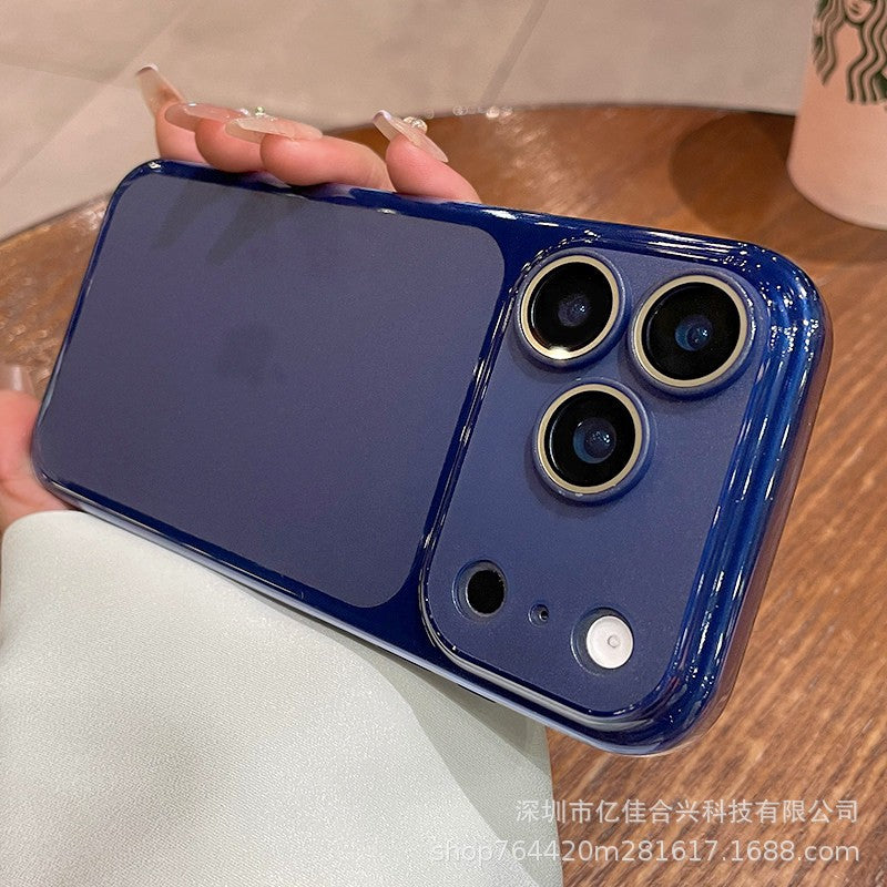 Instantly upgrade to a larger view with this ultra-thin iphone 17 pro max case. featuring a minimalist, soft-touch sandblasted finish, this protective cover is also compatible with iphone 16 and 15