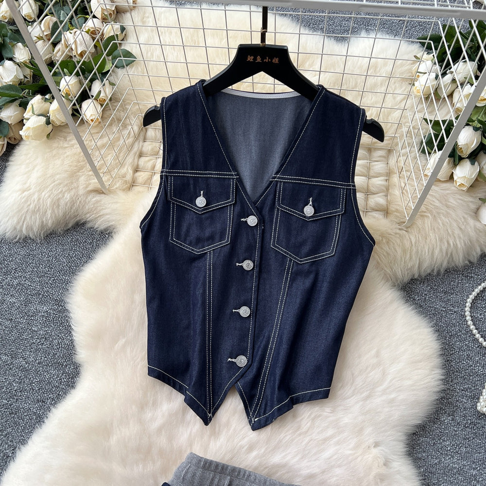Summer outfit set for women: chic, retro sleeveless v-neck denim vest with high-waisted, flowy midi skirt - two-piece set