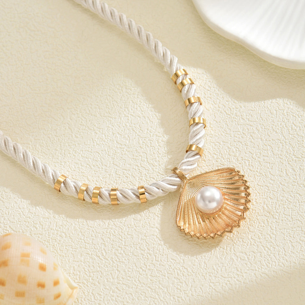 Pearl shell necklace wholesale european and american fashion hot-selling vacation style pendant niche high-end personalized knot necklace