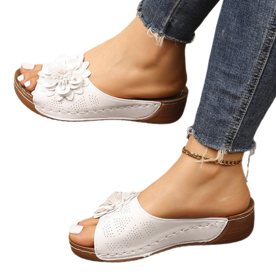 2026 summer new arrival: plus-size platform wedge slides - women's casual floral open-toe slippers, trendy fashion footwear for export