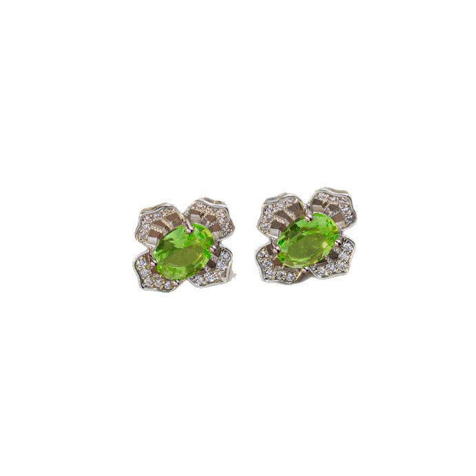 Necklace female internet celebrity four-leaf clover zircon pendant earrings niche design fashion new high-end sense sweater chain suit