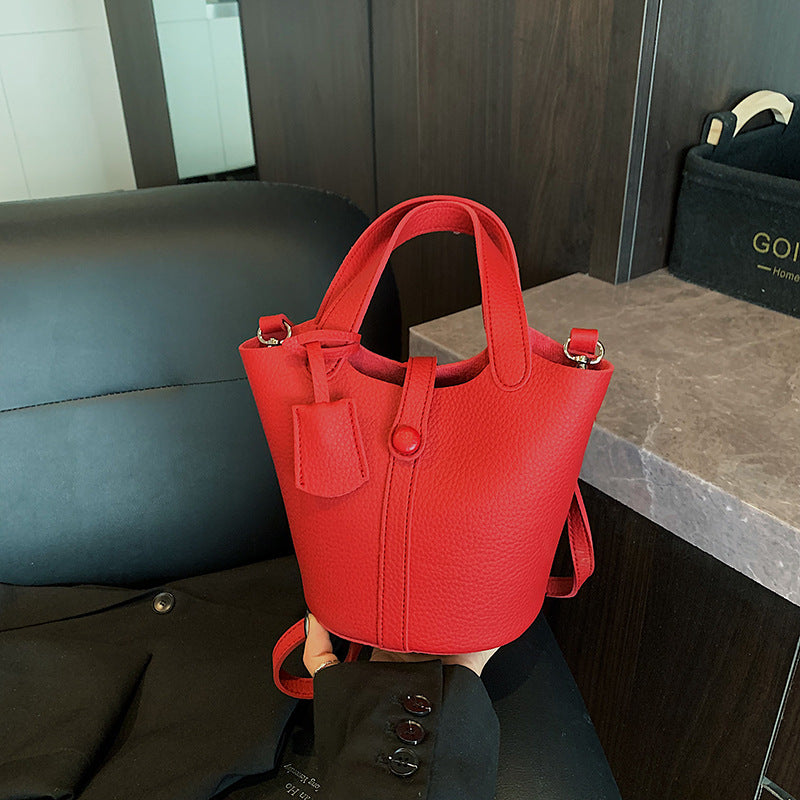 Foreign trade summer popular small bag women 2025 new exquisite versatile messenger bag fashionable super fire portable bucket bag
