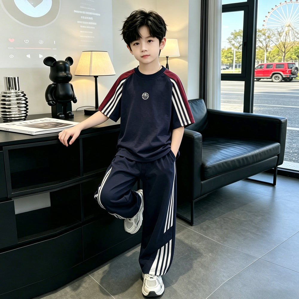 Boys' summer short-sleeve and pants new sports set , boys' casual two-piece summer outfit, lightweight style