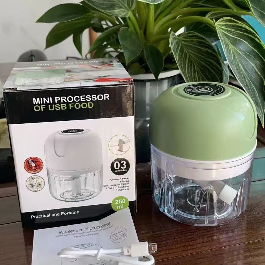 Electric garlic press - mini wireless garlic chopper, garlic masher, garlic mincer - multifunctional kitchen gadget for home use