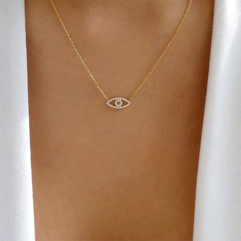 Diamond-encrusted devil's eye necklace wholesale european and american popular nicheaccessible luxury jewelry women's clavicle chain simple eye pendant