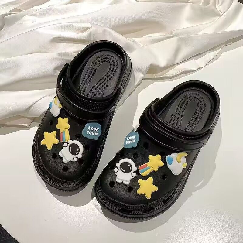 Women's clogs - trendy, cute, and versatile summer footwear: anti-slip, chunky platform, closed-toe design - perfect for beach, work, or everyday wear