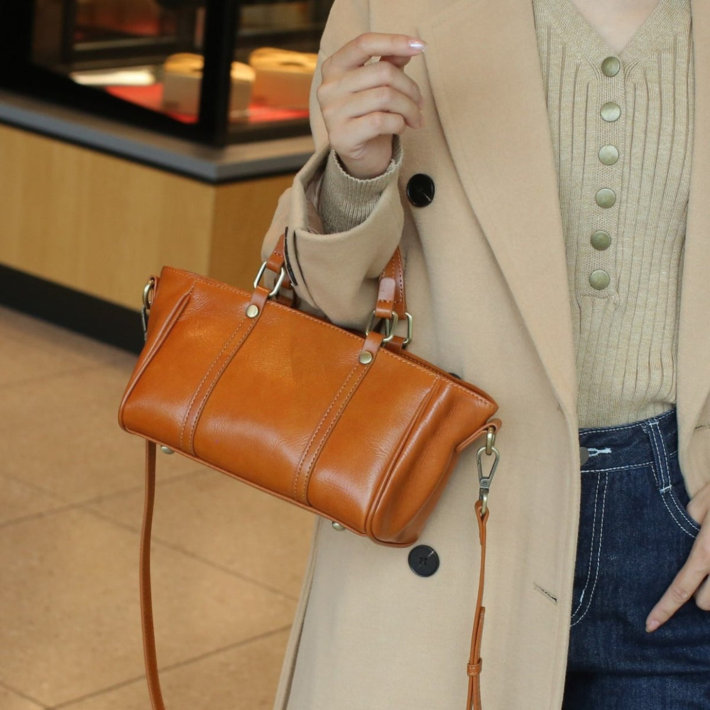 Retro first-layer cowhide women's bag 2025 new genuine leather vegetable tanned leather satchel crossbody bag rubbed color soft leather live broadcast model