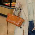 Retro first-layer cowhide women's bag 2025 new genuine leather vegetable tanned leather satchel crossbody bag rubbed color soft leather live broadcast model