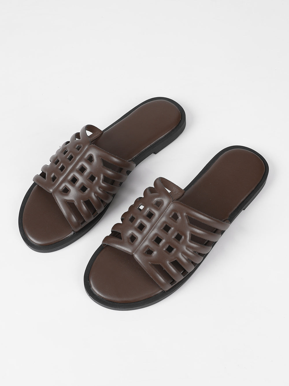 fashion french retro sandals women's summer outdoor wear flat soft leather non-slip flip-flops wholesale