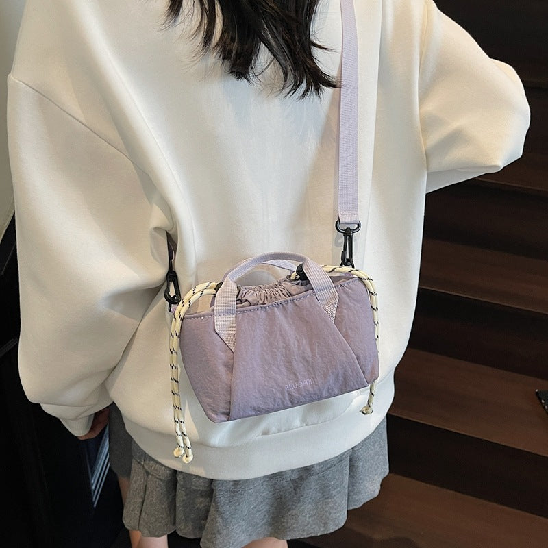 Foreign order summer niche leisure outdoor small bag women's 2025 new versatile shoulder messenger bag bundle hand bag