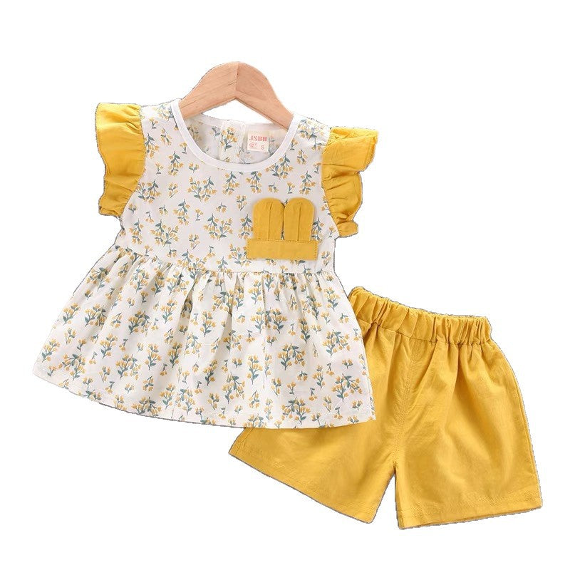 Girls' summer outfit set : new fashionable korean style short-sleeve top and shorts two-piece set for baby girls
