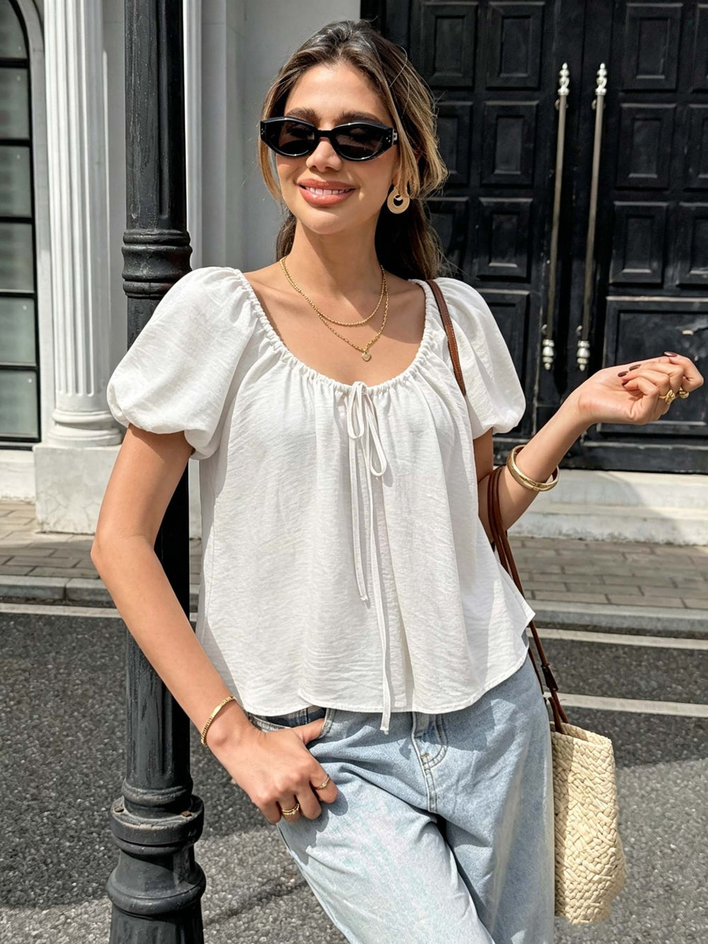 new bubble sleeve short-sleeve t-shirt for women, u-neck drawstring design, unique korean style casual versatile top
