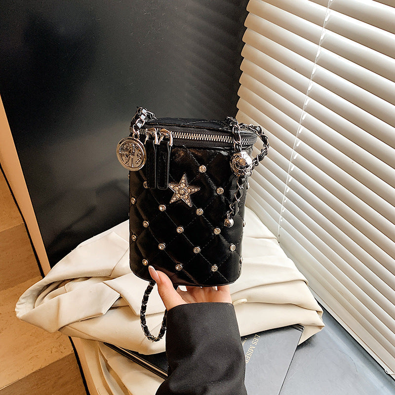 Mobile phone small bag women's 2025 new fashion bright diamond box bag summer simple and versatile foreign style chain messenger bag