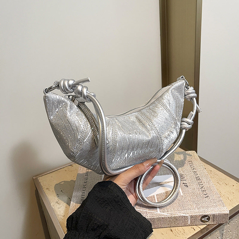 Cross-border niche light and versatile foreign style dumpling bag women's 2025 new fashion personalized creative shoulder messenger bag