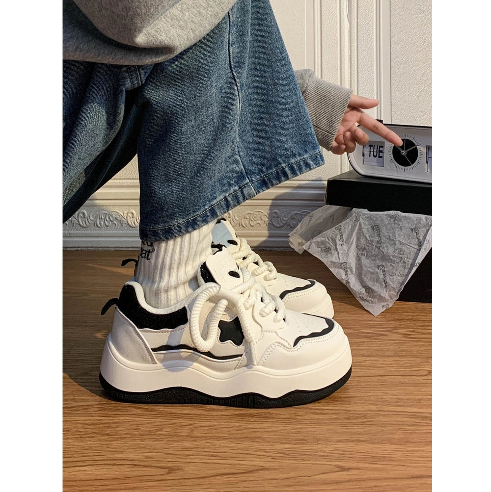 K-style sports women's shoes new arrival2026 popular women's shoes ins trendy thick sole sneakers niche style american retrowhite shoes
