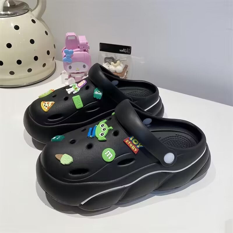 2024new arrival shit-stepping clogs for women outwearsummercutepopularthick sole nurse beach two-wear toe-cap slippers