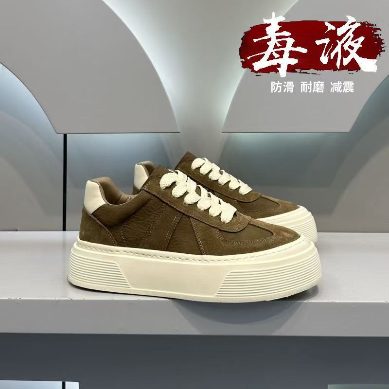 Leather solid color german training shoes for men 2026new arrivalspringthick sole sneakers for men height-increasingplatform shoesthick solecasual shoes