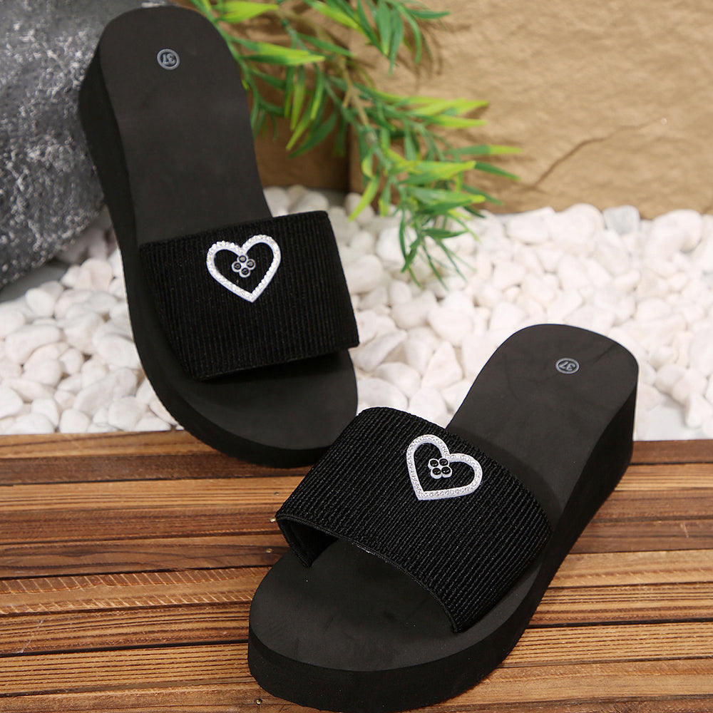 plus size wedge slippers for women 2025new arrivalexport one-word pearl butterfly sandals open peach heart slippers