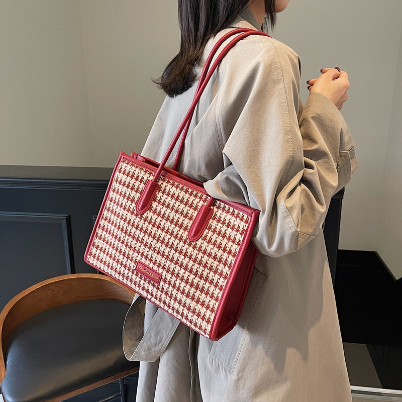 Red Thousand Birds Gotot Bag Women's 2025 New Fashion and Popular Versatile Commuter Shoulder Bag Bridal Wedding Bag