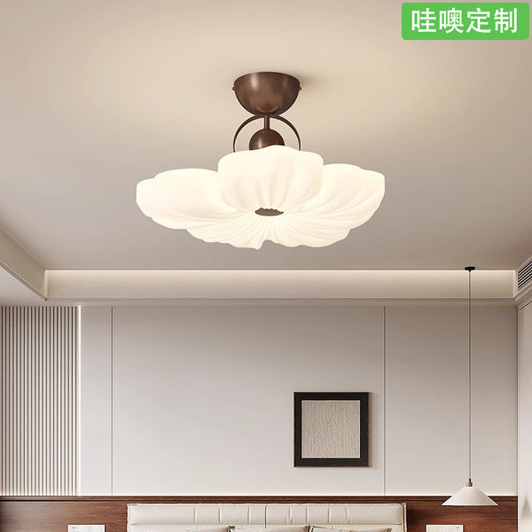 [Wow] Medieval flower ceiling light master bedroom room light French retro tea room premium brown