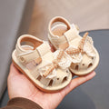 Summer new arrivals: one-year-old baby girl's squeaky sandals - princess-style soft sole closed-toe first walker shoes
