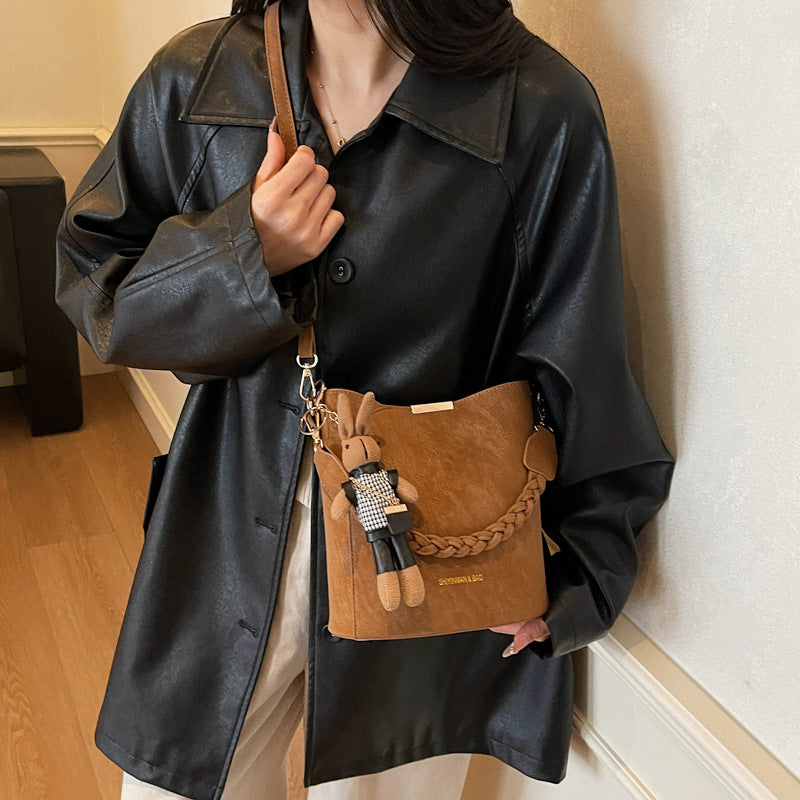 2025 new fashion women's bag - casual, minimalist, high-capacity, stylish shoulder bag, underarm bag, crossbody bag, and tote bucket bag