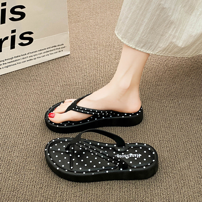 Thick sole flip-flops women's outwearsummernew arrival polka dot casual style with skirt dopamine beach sandals