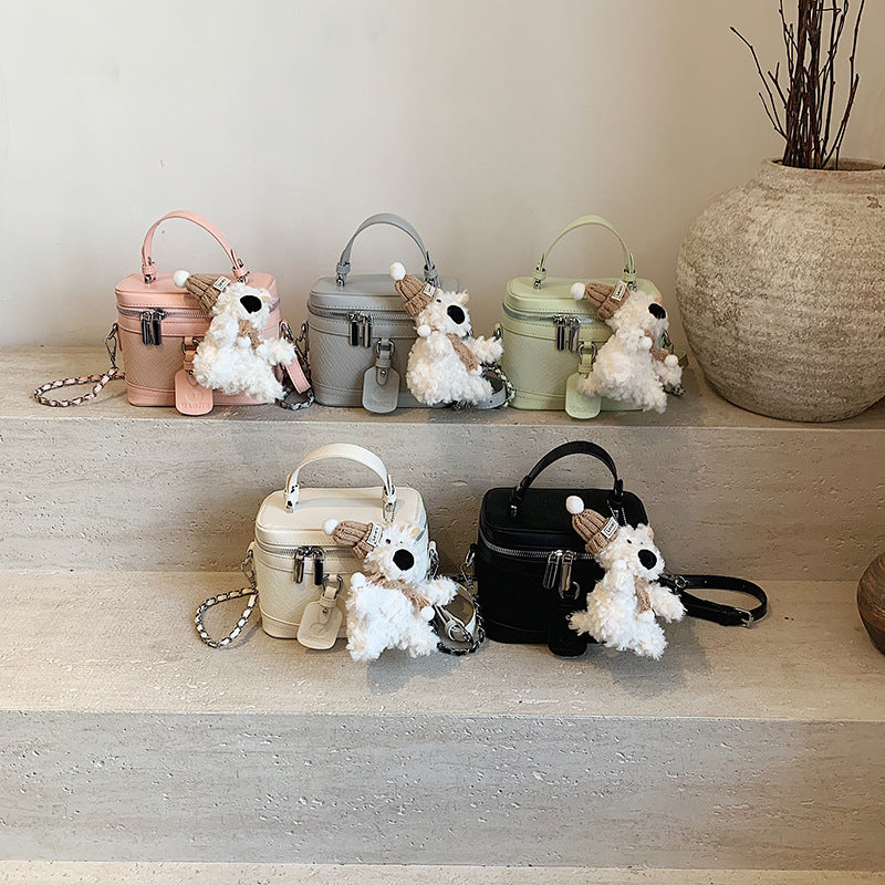 2025 new women's bag Internet celebrity weaving light luxury Internet celebrity box bag texture commuter shoulder bag fashion bag