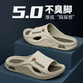 New men's slippers - summer outdoor wear, trendy sports style, anti-slip, home bathroom soft sole, wholesale men's sandals and slippers