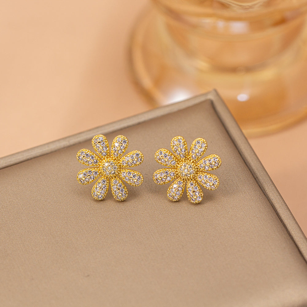 hot-selling diamond casual sunflower necklace accessible luxury niche jewelry for women with high-end sense of elegant and non-fading suit