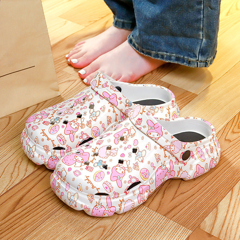 2025 summer new women's clogs - cute cartoon print, closed-toe, chunky sole, girly beach sandals