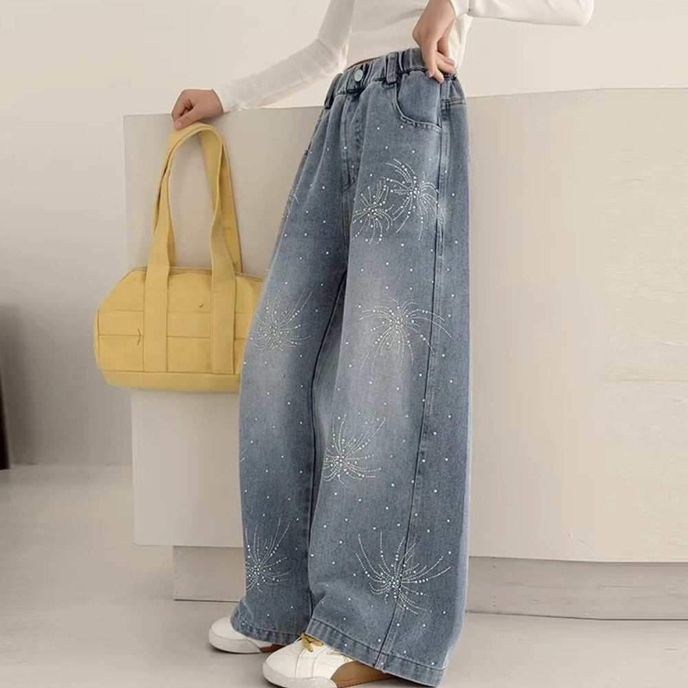 Girls'  new spring/autumn rhinestone fashion jeans, scimitar pants, super stylish straight-leg jeans, sparkling rhinestone versatile pants