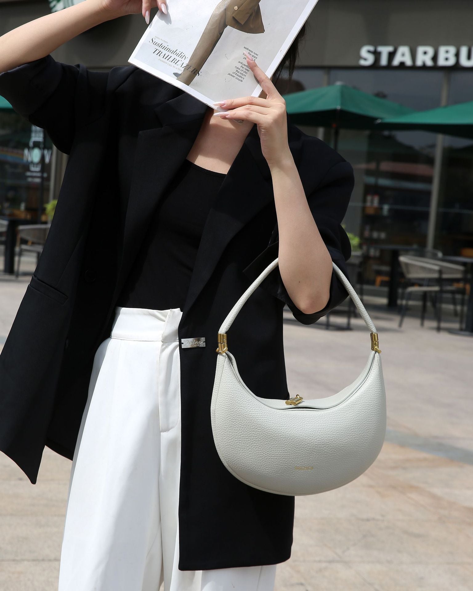 INSCHICK crescent bag women's messenger bag handbag metal buckle accessories shoulder bag fashion versatile commuter bag
