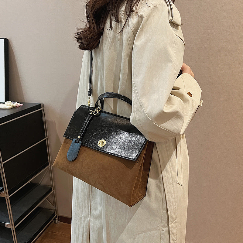 Premium retro backpack women's 2025 new fashion versatile handbag student trend contrasting color travel schoolbag