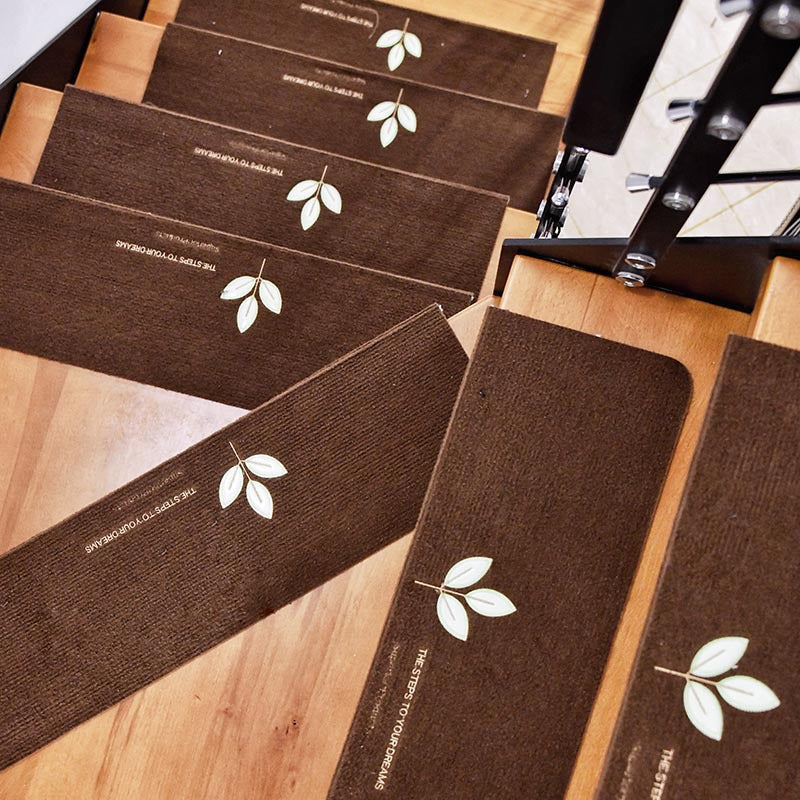 Stair step mat Non-slip mat Household machine washable mat Carpet Glue-free self-adhesive foot pad Solid wood luminous stair mat