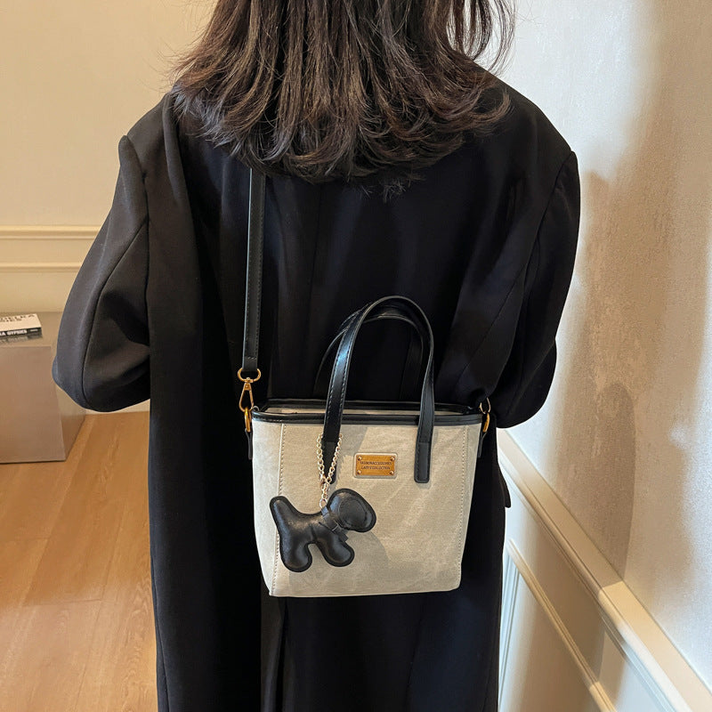 Retro trendy underarm bag women's 2025 autumn and winter new fashionable large-capacity tote bag commuter casual women's bag