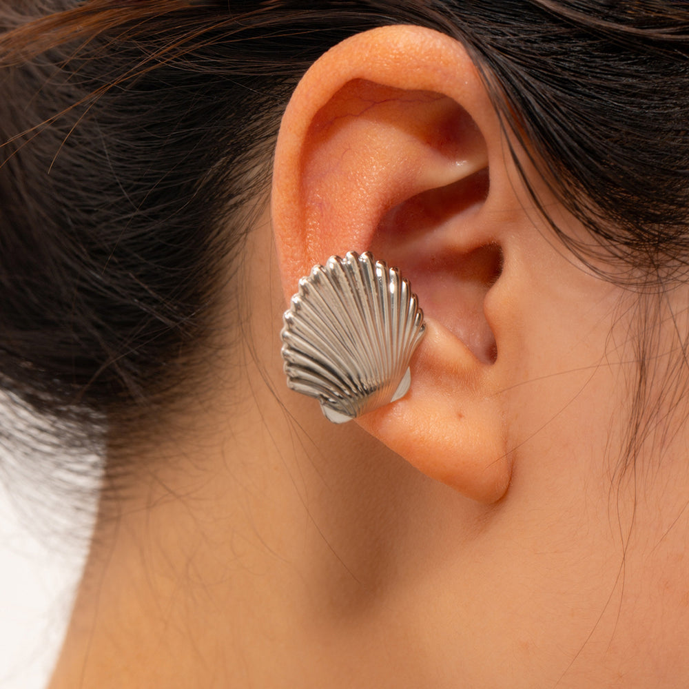 Gold earrings wholesale 2025 new european and american cross-border alloy jewelry niche accessible luxury starfish earrings women's ear cuff